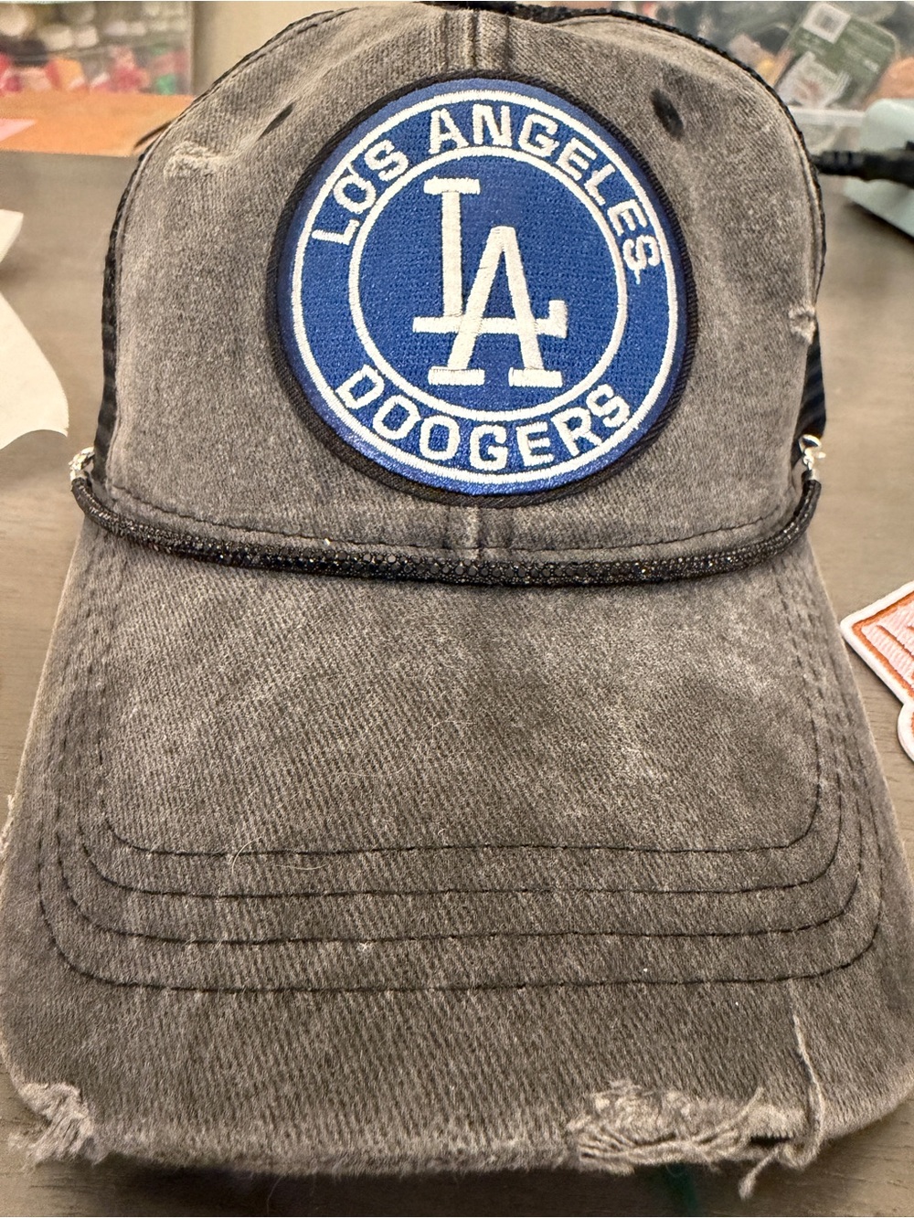 Los Angeles Dodgers Distressed Baseball Cap - Gray with Blue Patch